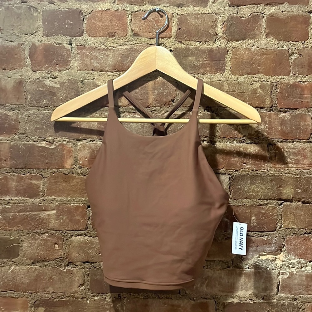 NWT Old Navy active wear built in bra Top